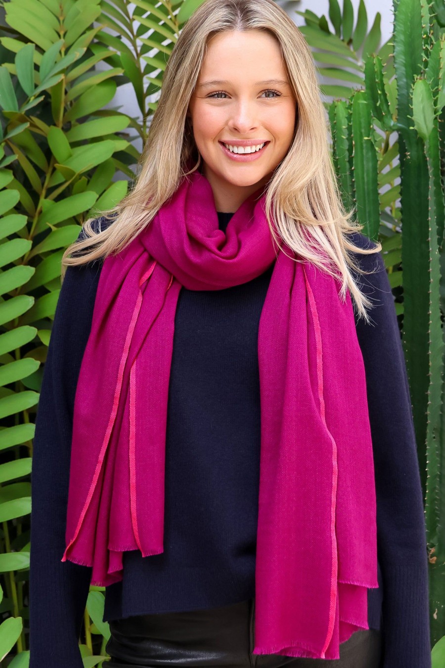 Women COSI Scarves | The Roman Magenta/Raspberry