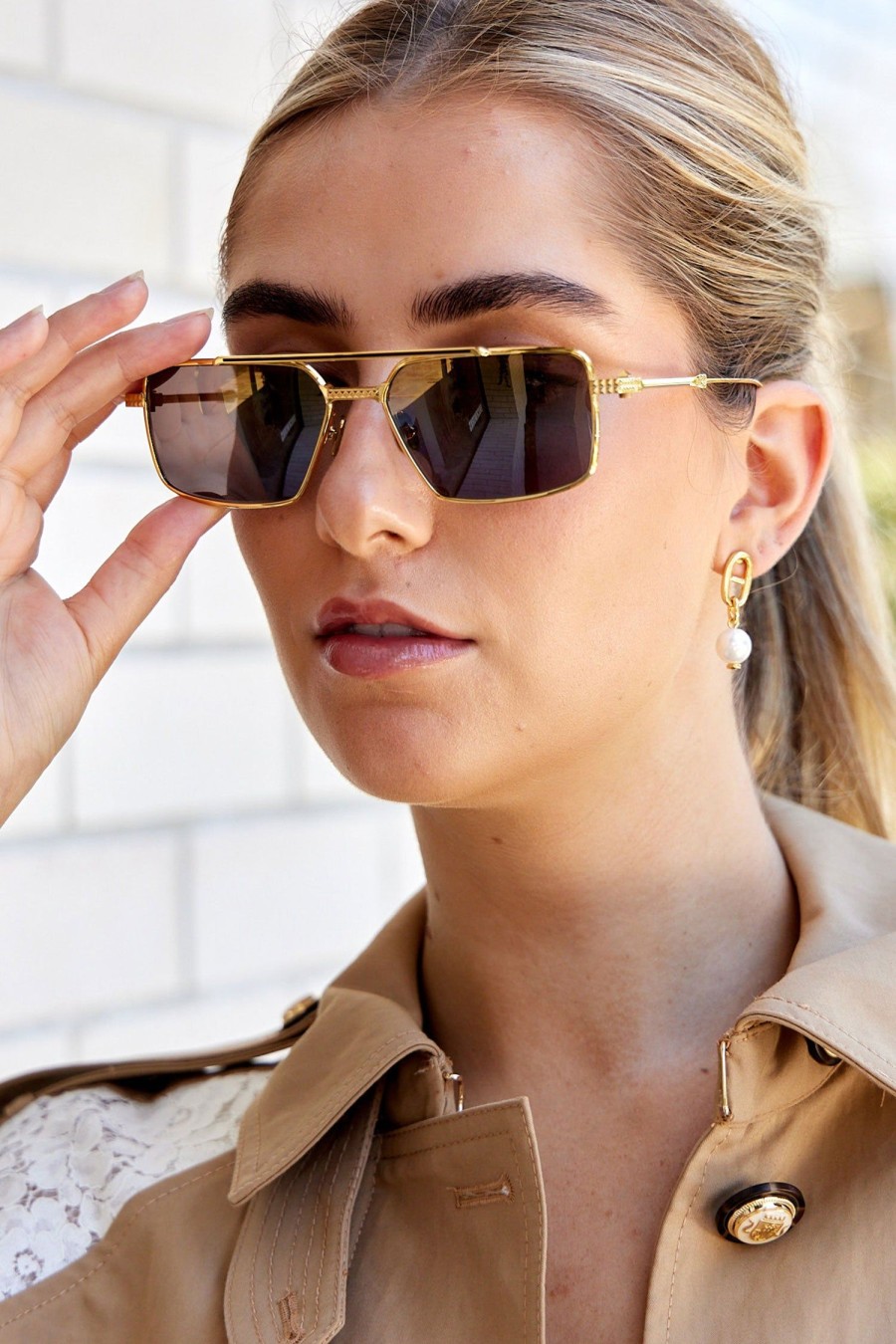 Women VALENTINO EYEWEAR Sunglasses | V-Sei Sunglasses Gold/Black